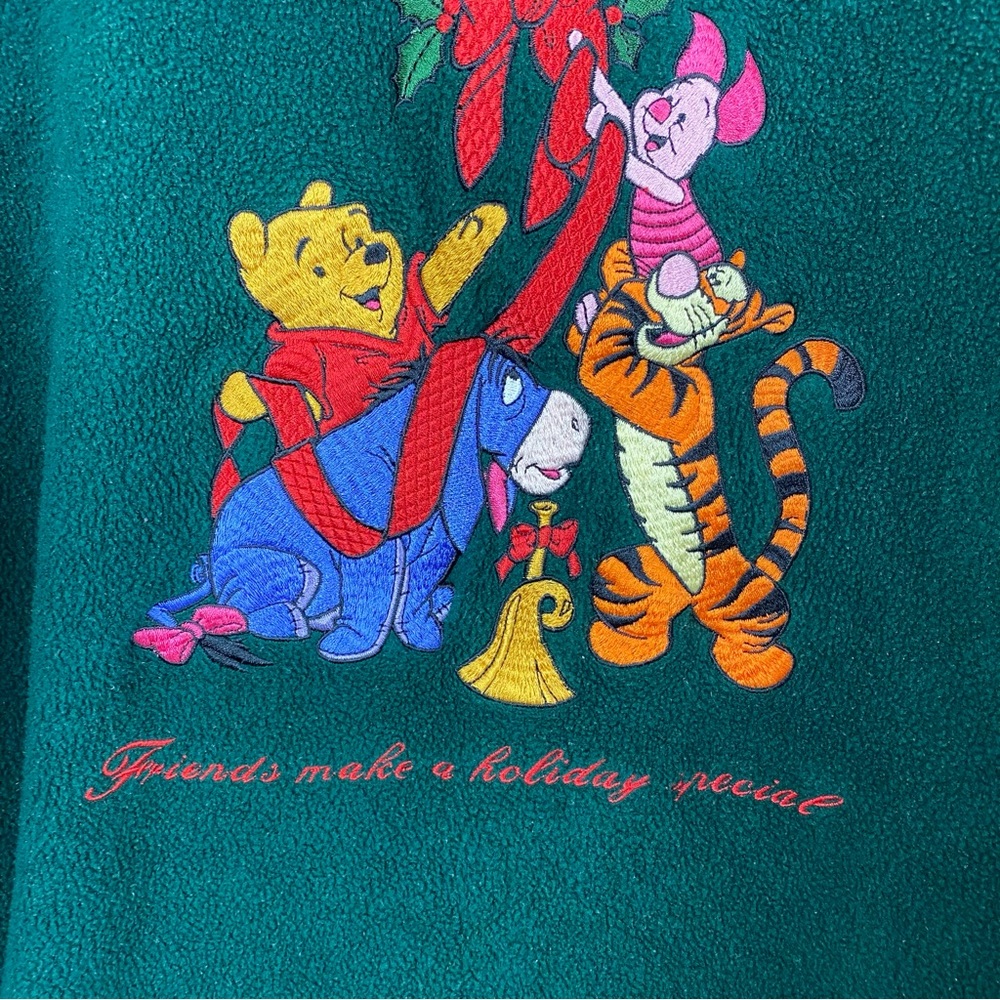 ❌SOLD❌Vintage Winnie the Pooh Fleece Sweater Christmas Sweatshirt XL - Picture 2 of 11